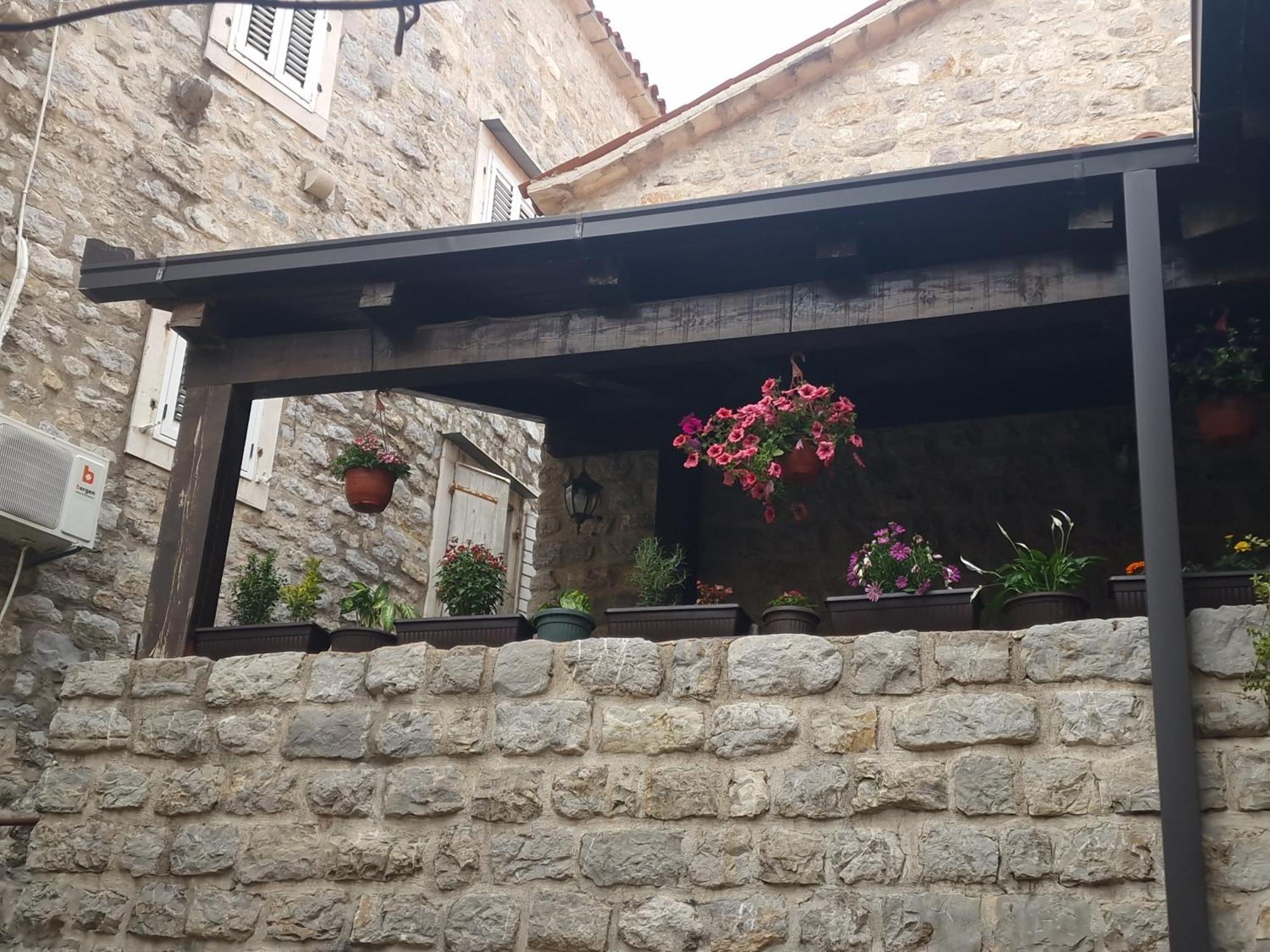Rooms Dana Old Town Будва Екстер'єр фото