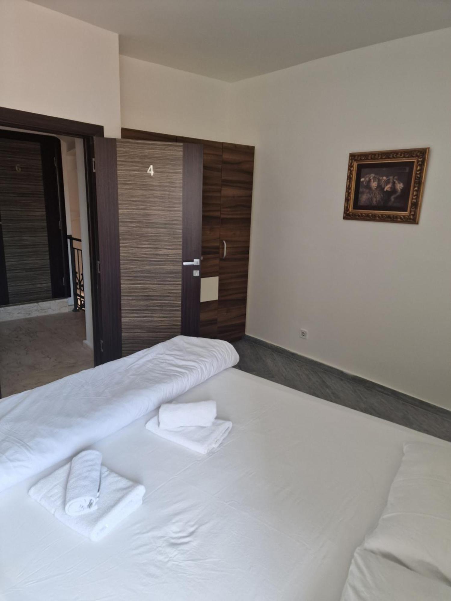 Rooms Dana Old Town Будва Екстер'єр фото
